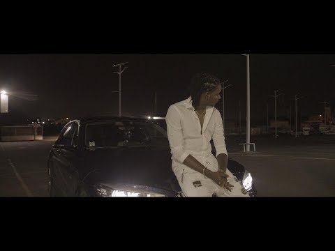 Naïky x tra'y & aknose - call me