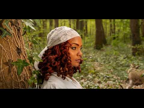 Rachelle Allison - Plis