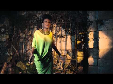 Laura Éli - Chère Maman