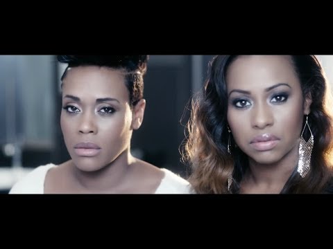 Lynnsha et Teeyah  - Femmes Fatales 4