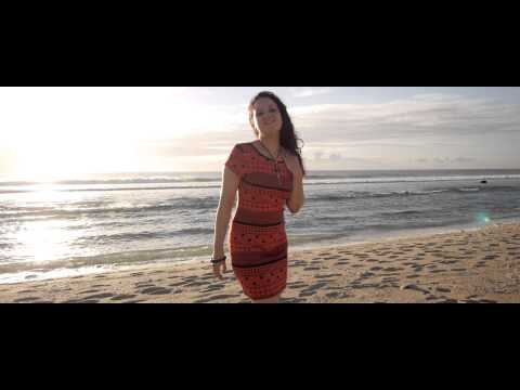 Samantha Nourry & Comoriano -  One Love 2